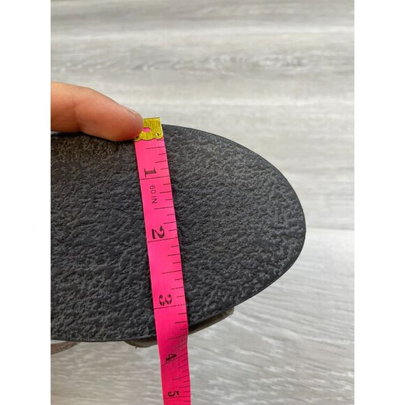 Taos Carousel 3 Women's Sandal Gray Leather Buckle Ankle Strap 8.5 Shoes - Picture 12 of 12